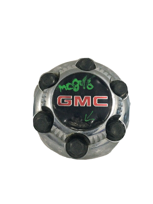 2010 GMC Yukon Center Wheel Hub Cap  Cover Chrome 9598133 9598137 OEM