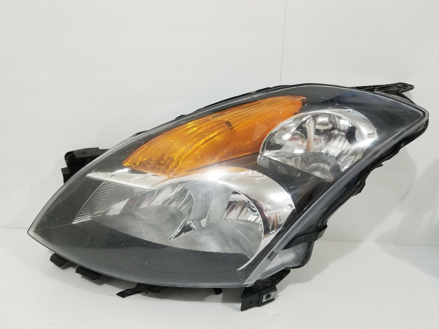 2007-2009 Nissan Altima Sedan Headlight Left Driver Side OEM 26060-JA00A 