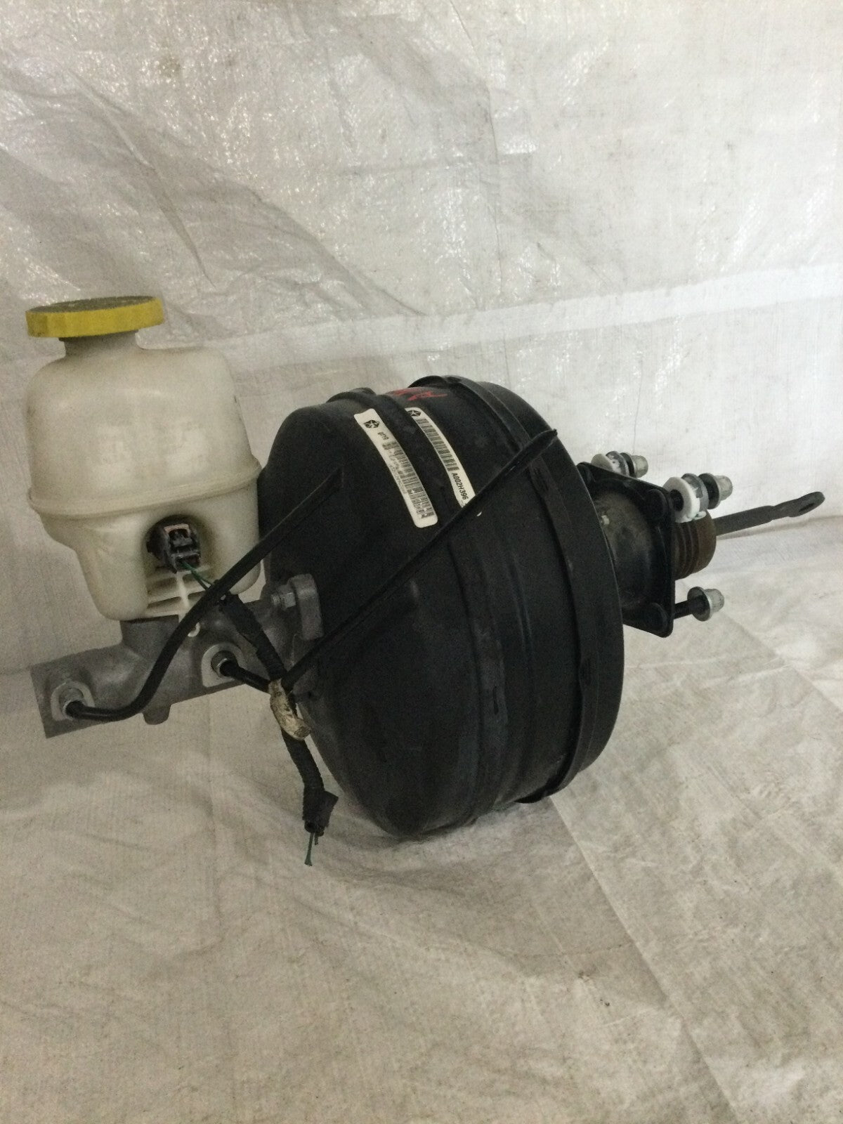 2019 Dodge Ram 1500 Power Brake Booster W/ Reservoir OEM 04581523AH