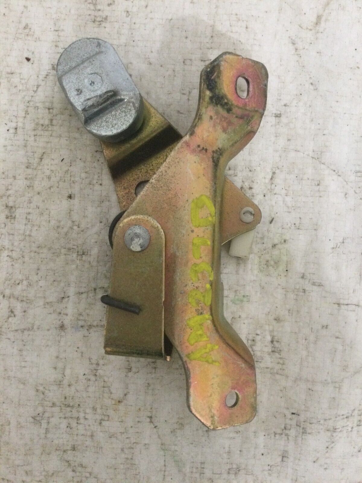 2004 Dodge Ram 1500 Front Left Door Hinge OEM