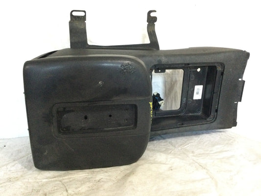 2008 GMC Yukon Front Floor Console OEM HAS LITTLE DAMAGE SEE PHOTOS
