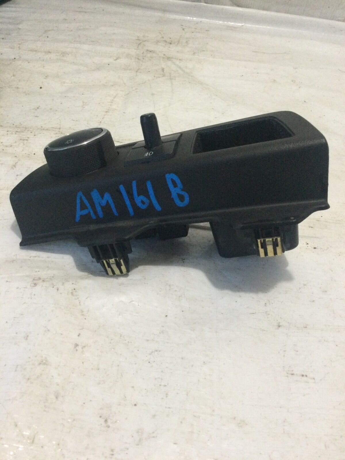 2007 2011 Cadillac Escalade Head light Fog Light Switch 10359413 OEM