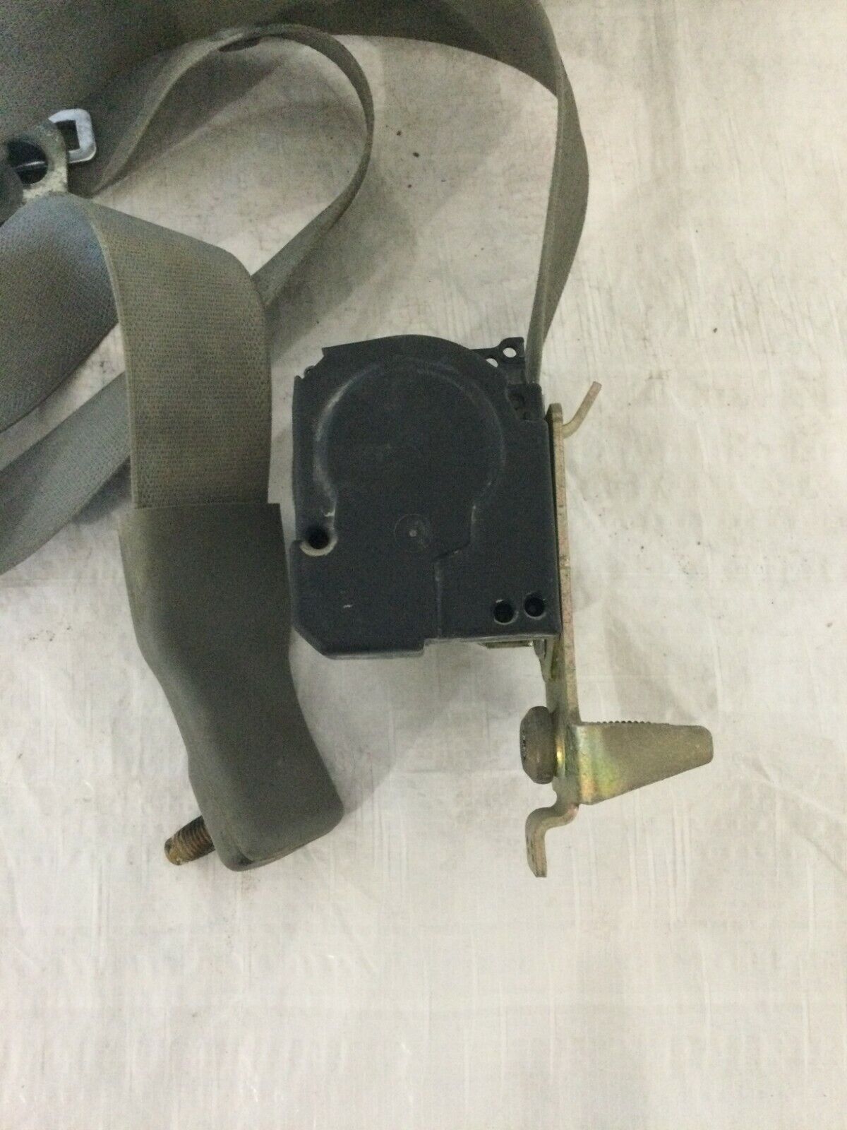 2005 Ford F350SD Front Right Passenger Seat Belt OEM 6.0L 