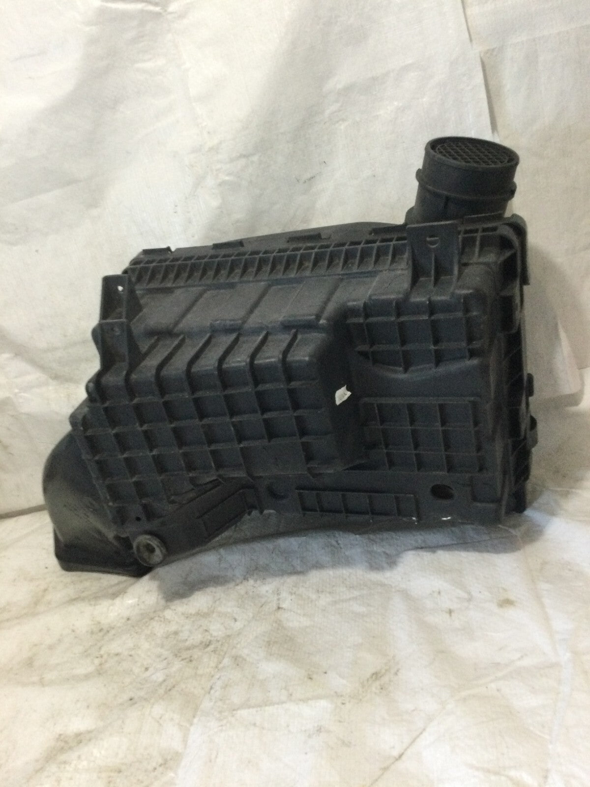 2018 Dodge Ram 1500 Air Cleaner Filter Box Assembly 68190706AB OEM 5.7L