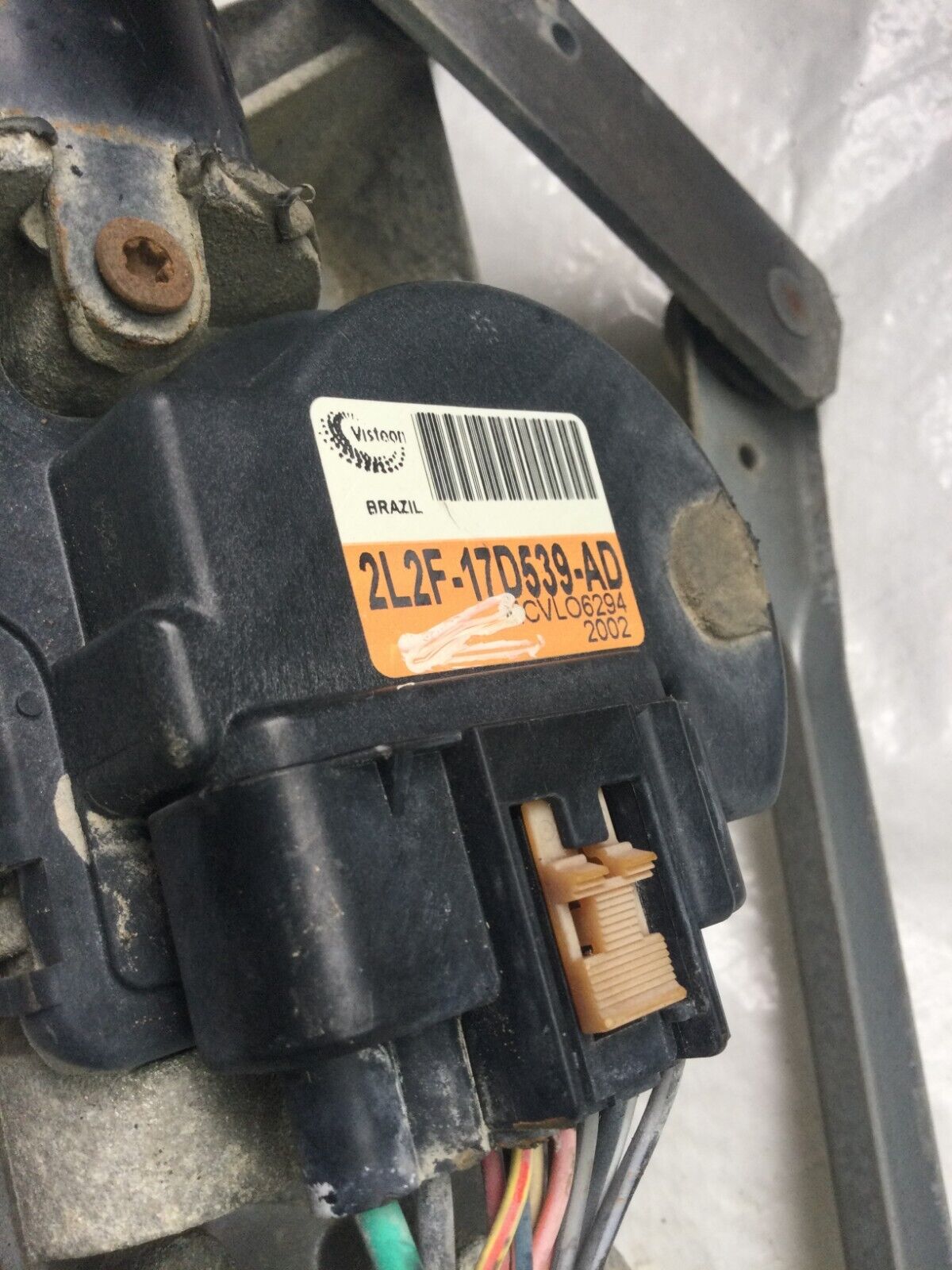 2005 Ford F-350SD Front Wiper Motor W/ Linkage Assembly OEM