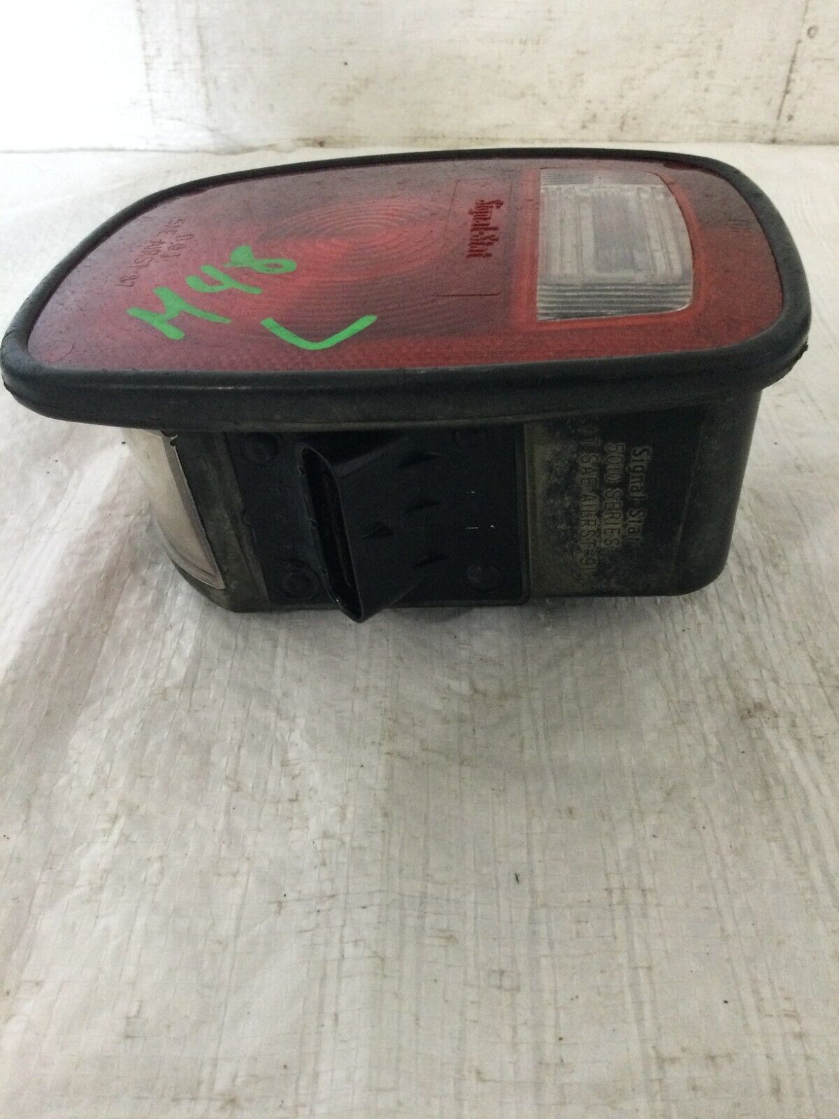 2007 Dodge Nitro Rear Left Signal Stat Light 5010 Series  OEM