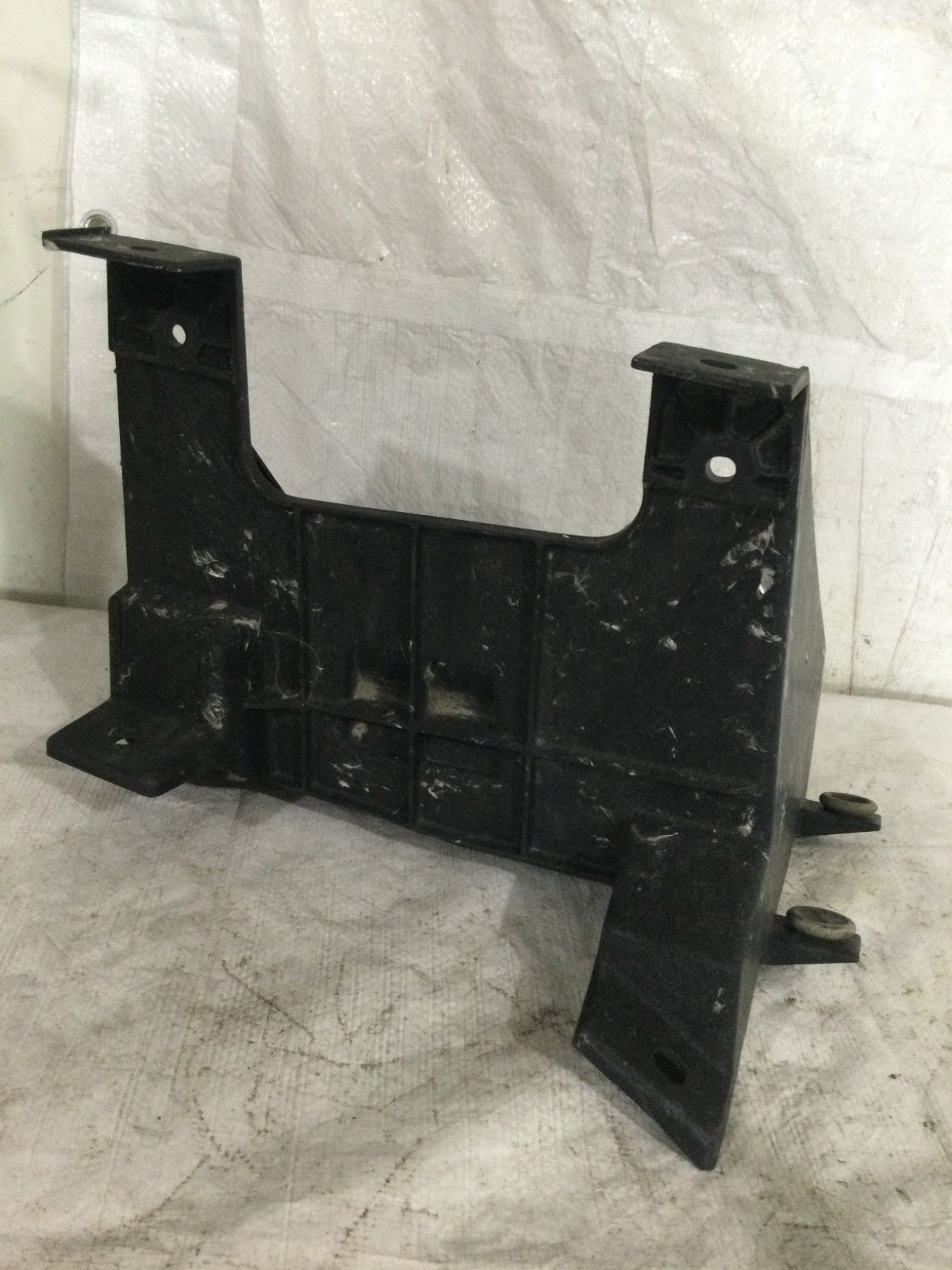 2004 Dodge Ram 1500 Battery Tray OEM 55276205AA