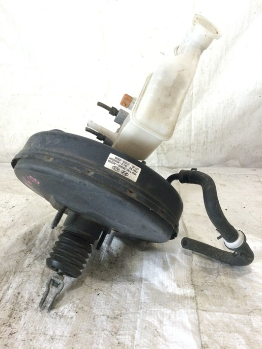 2016 Hyundai Elantra GT Power Brake Booster W/ Reservoir OEM 58500-A5200 2.0L