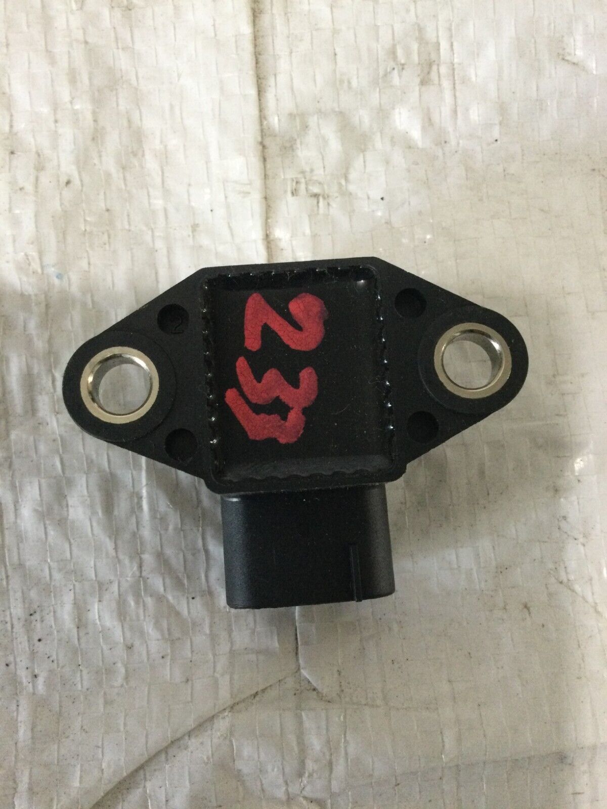 2001-2003 Toyota Highlander Yaw Rate Sensor OEM