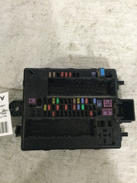 2019-2021 Chevrolet Blazer Fuse Relay Junction Box Module OEM 84412832