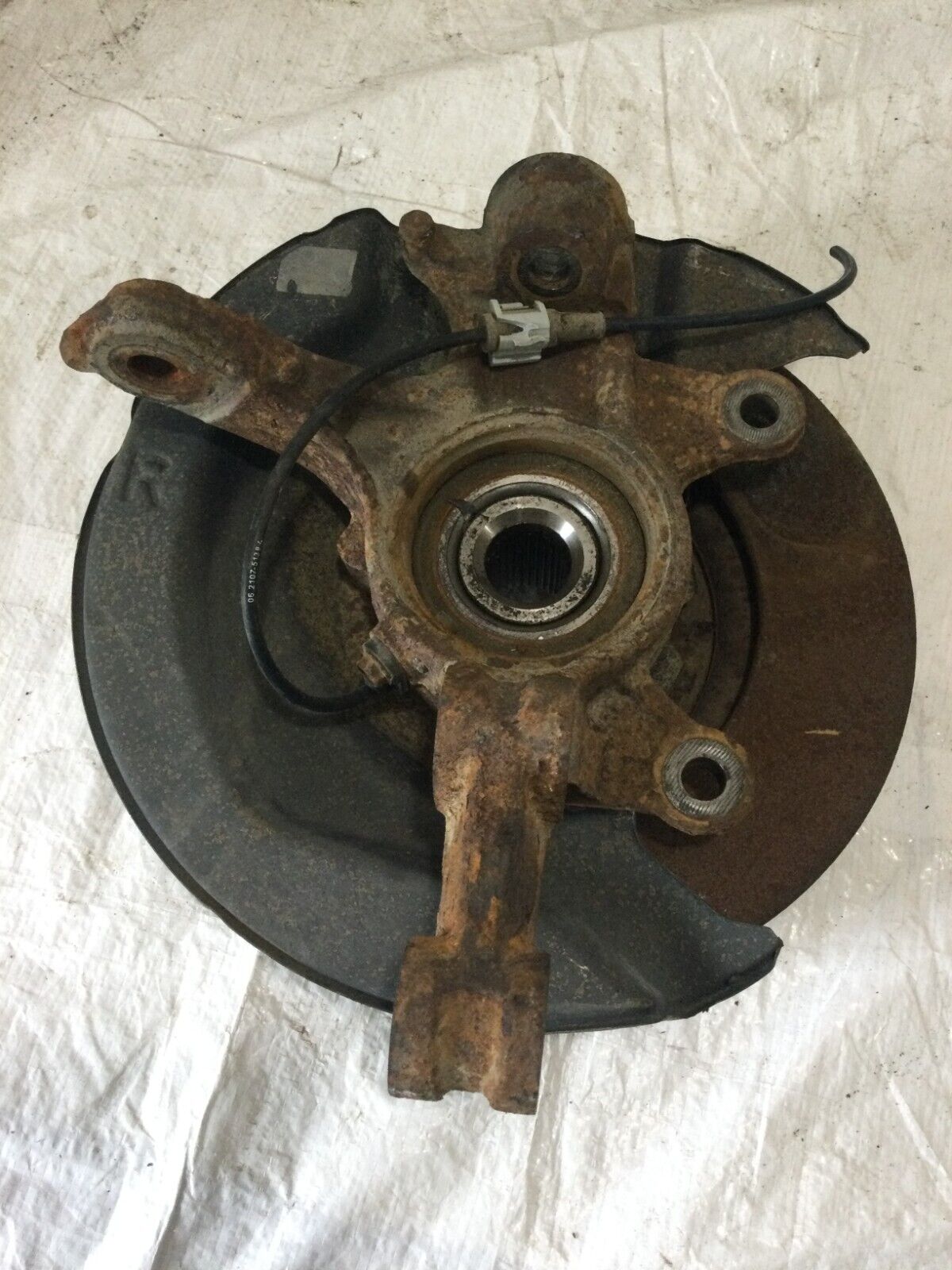 2007 Honda Odyssey Front Right Spindle Knuckle Bearing Hub OEM