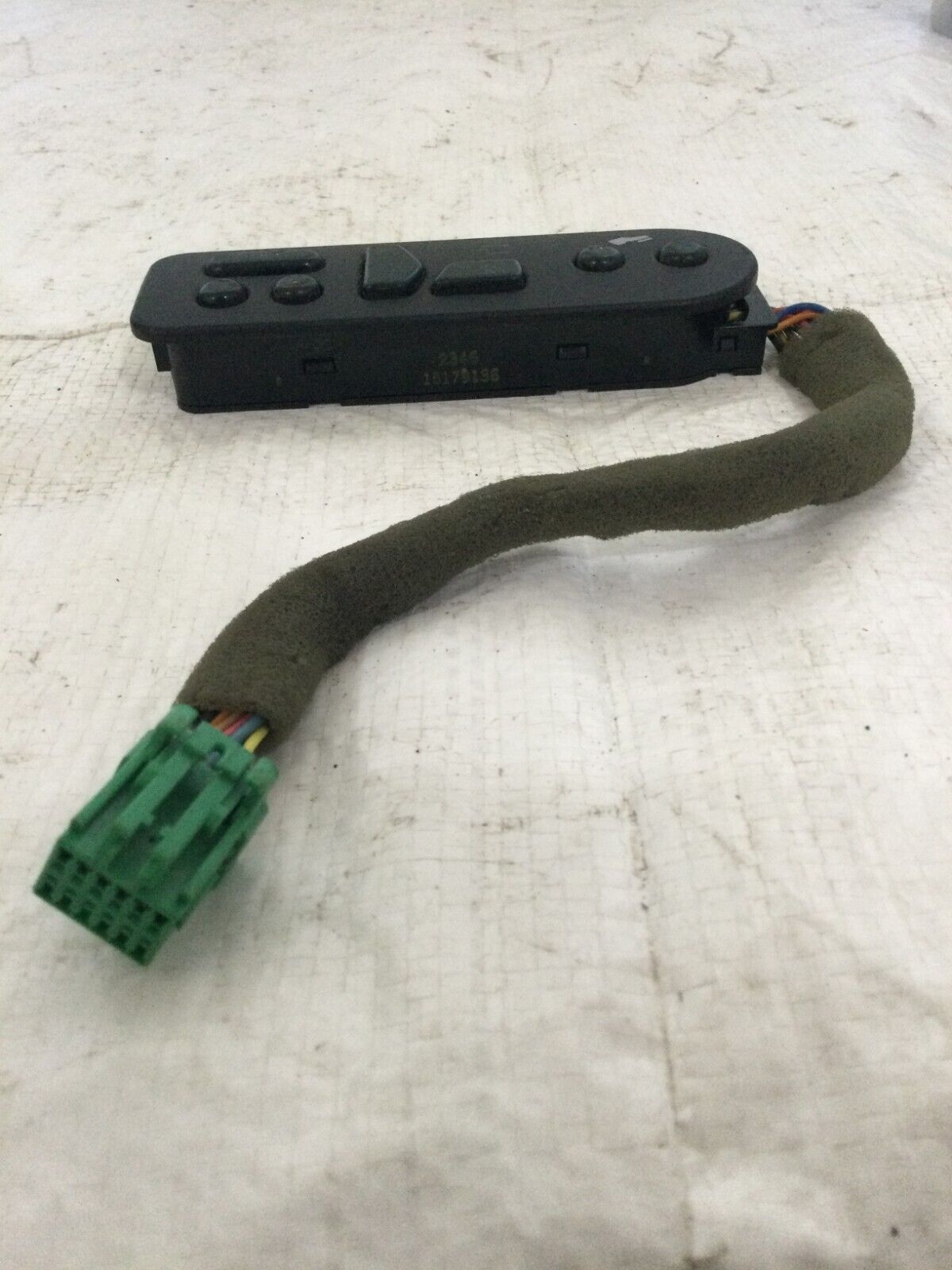 2003 - 2006 Cadillac Escalade EXT Heater Memory Seat Pedal Switch OEM Left Front