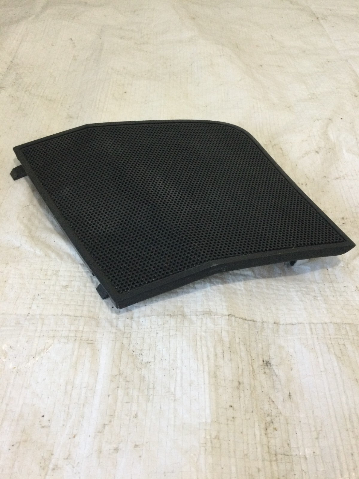 Driver Side Left Tweeter Speaker Cover 55535-0R010 Toyota RAV4 2018