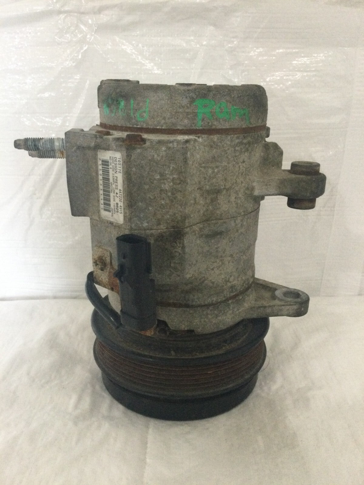 2007 Dodge Ram 1500 A/C Compressor OEM 4.7L  55056444AC