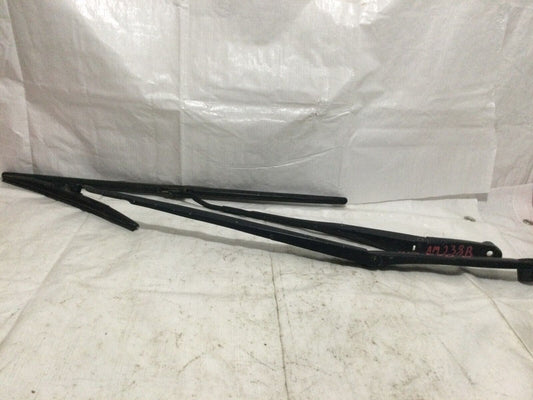 2014-2016 Kia Forte Front Left Right Wiper Arm Set OEM