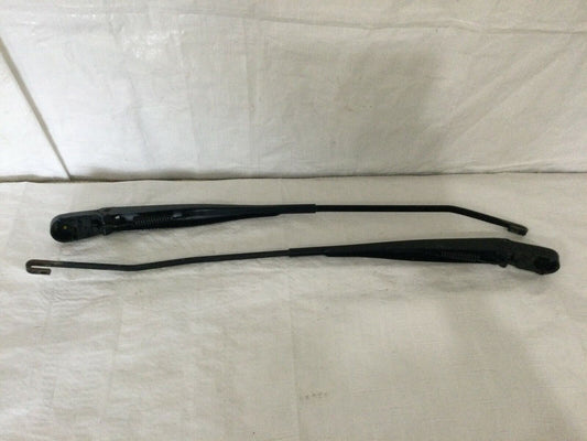 2006 Dodge Ram 2500 Wiper Arm Set 55077131AE 55077130AE OEM