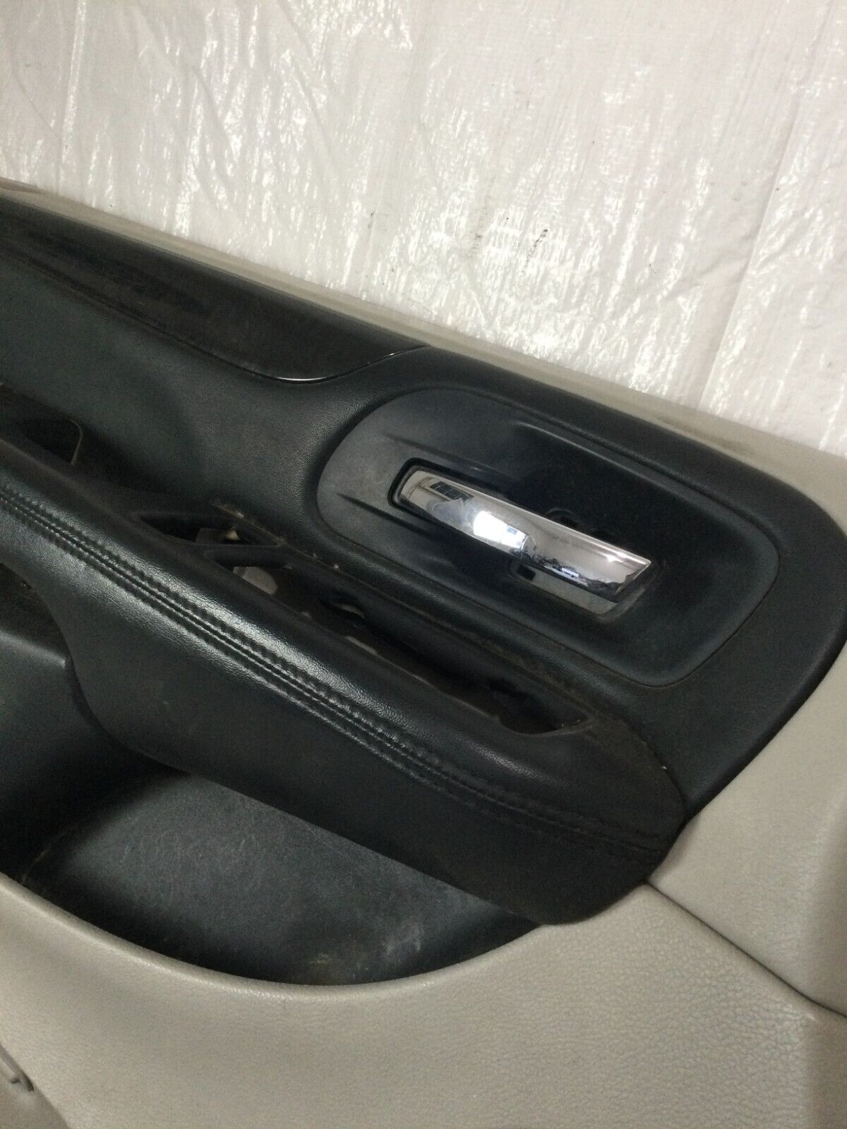 2017 Dodge Grand Caravan Front Left Door Trim Panel OEM