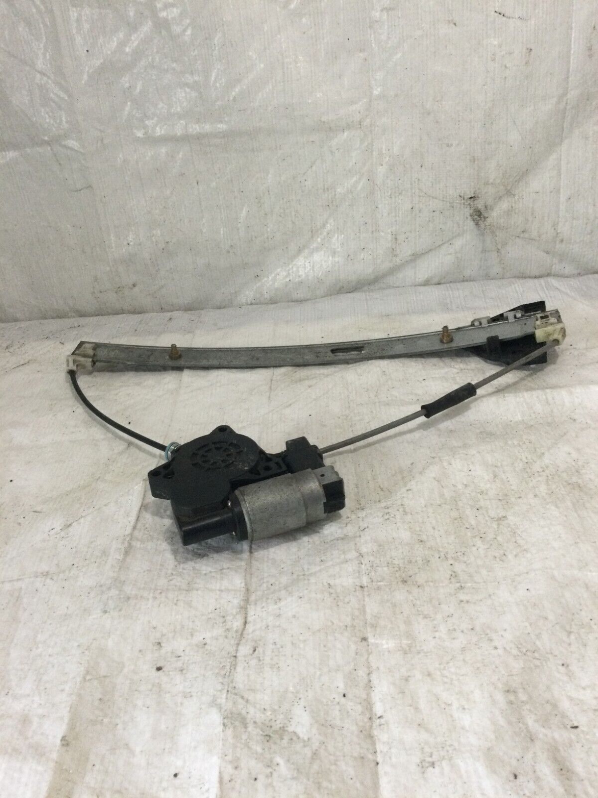 2005 Mazda MAZDA6 Right Passenger Front Door  Regulator Motor OEM
