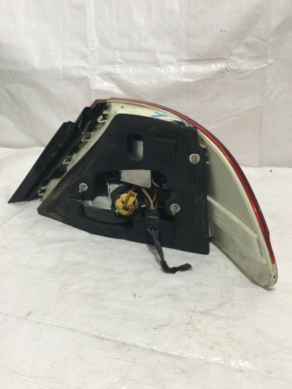 2004 BMW 745I Rear Left Tail Light Lamp OEM ( Damaged Housing )