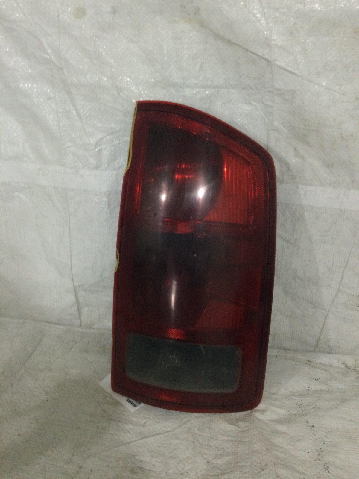 2003 Dodge Ram 2500 Passenger Side Tail Light OEM 55077116 MARKED DAMAGE