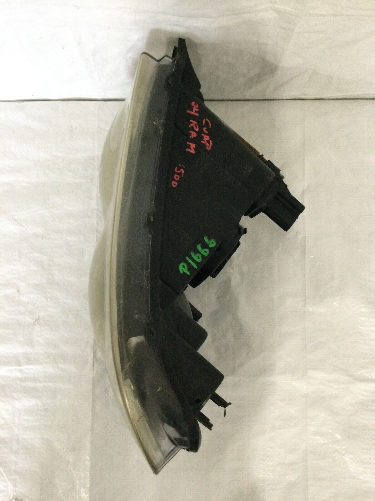 2004 Dodge Ram 1500 Headlight Left Driver Side LH OEM