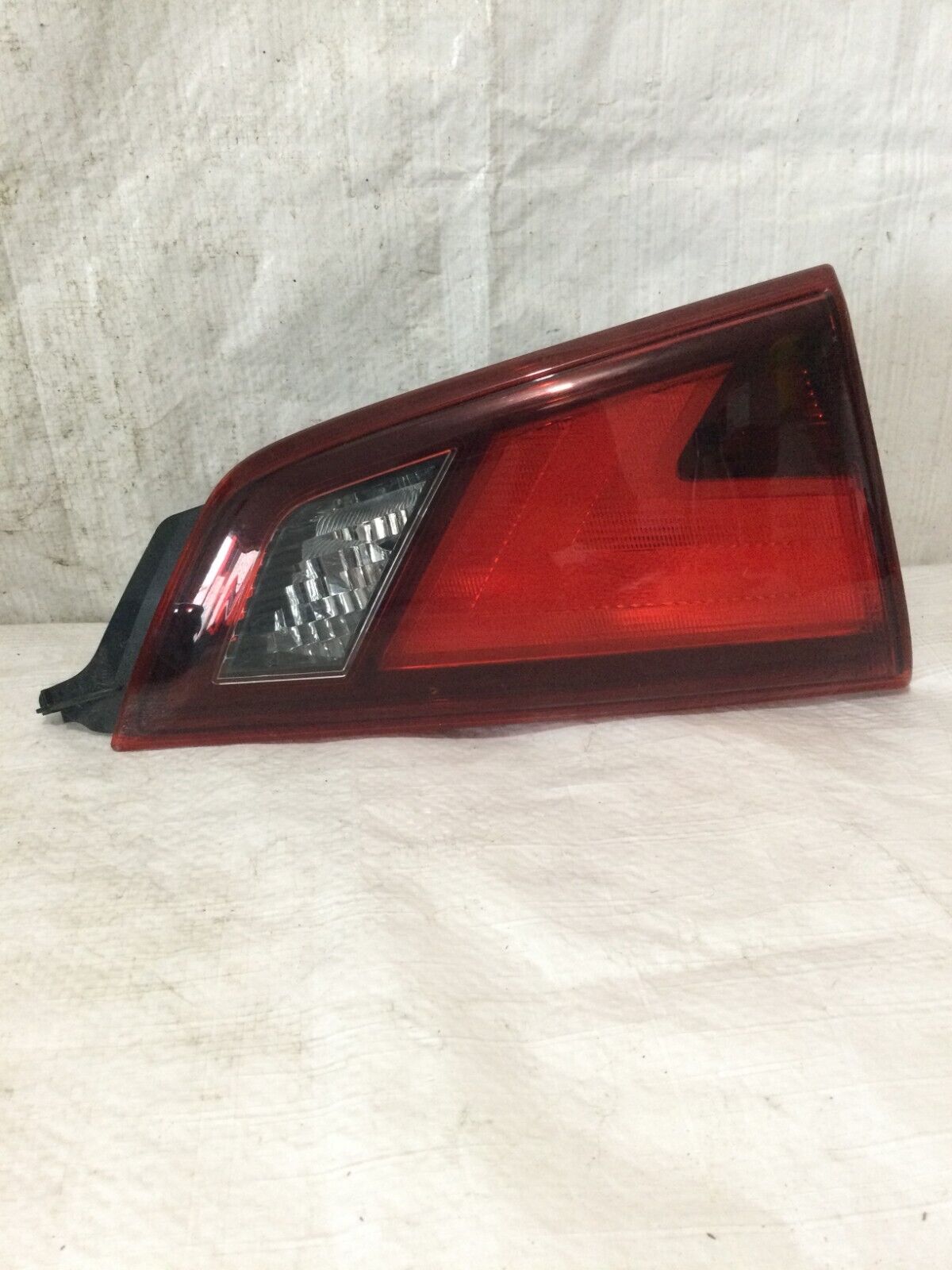 2017-2019 Nissan Rogue Sport Driver Left Side Tail Light Taillight OEM