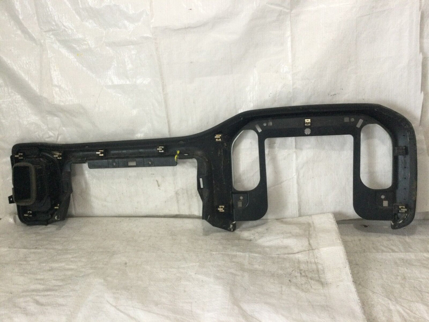 2019-2022 Chevrolet Silverado 2500 Right Front Dash Panel Air Vent