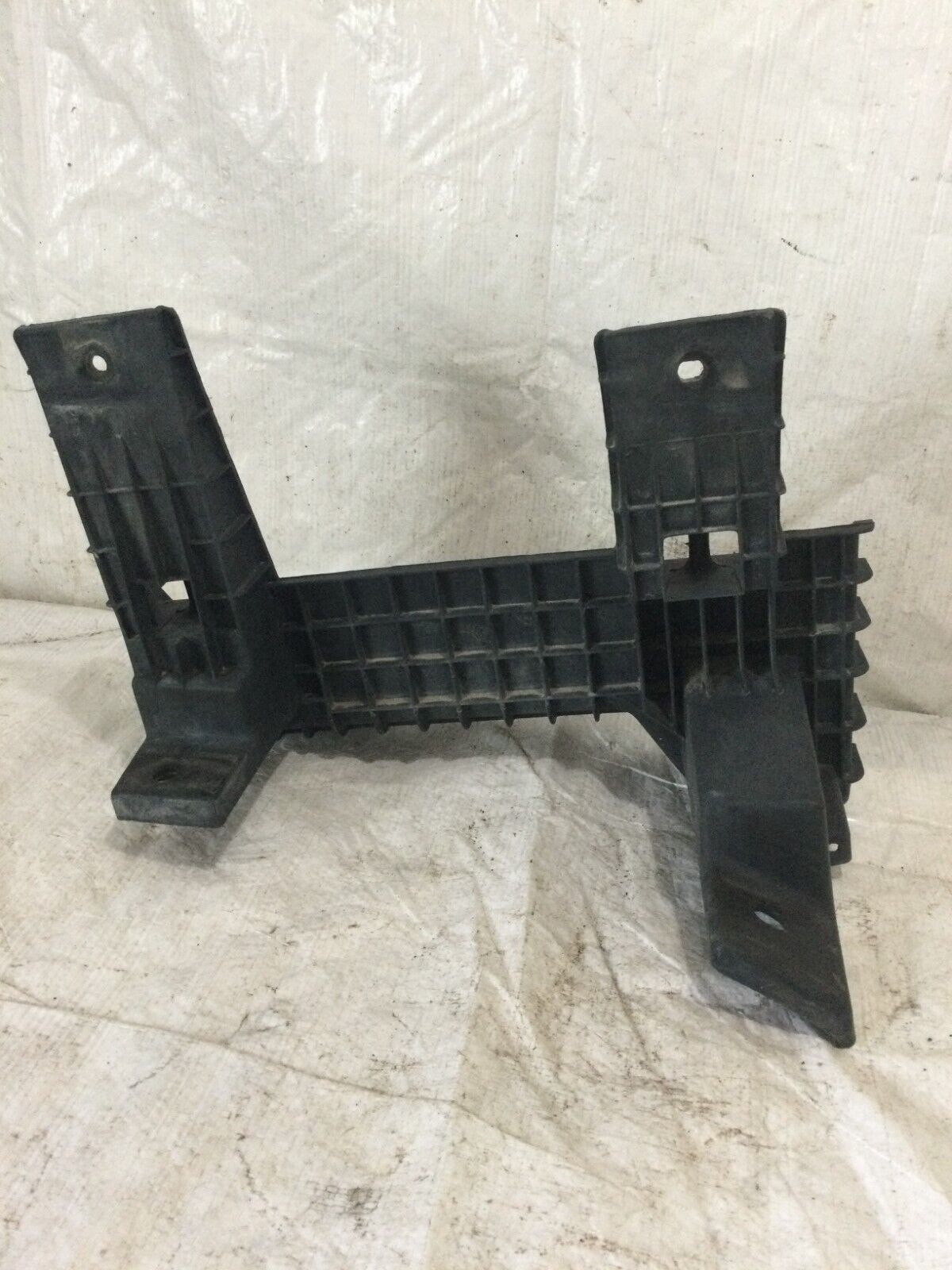 2006 Dodge Ram 1500  Air Cleaner  bracket 53032453AB OEM