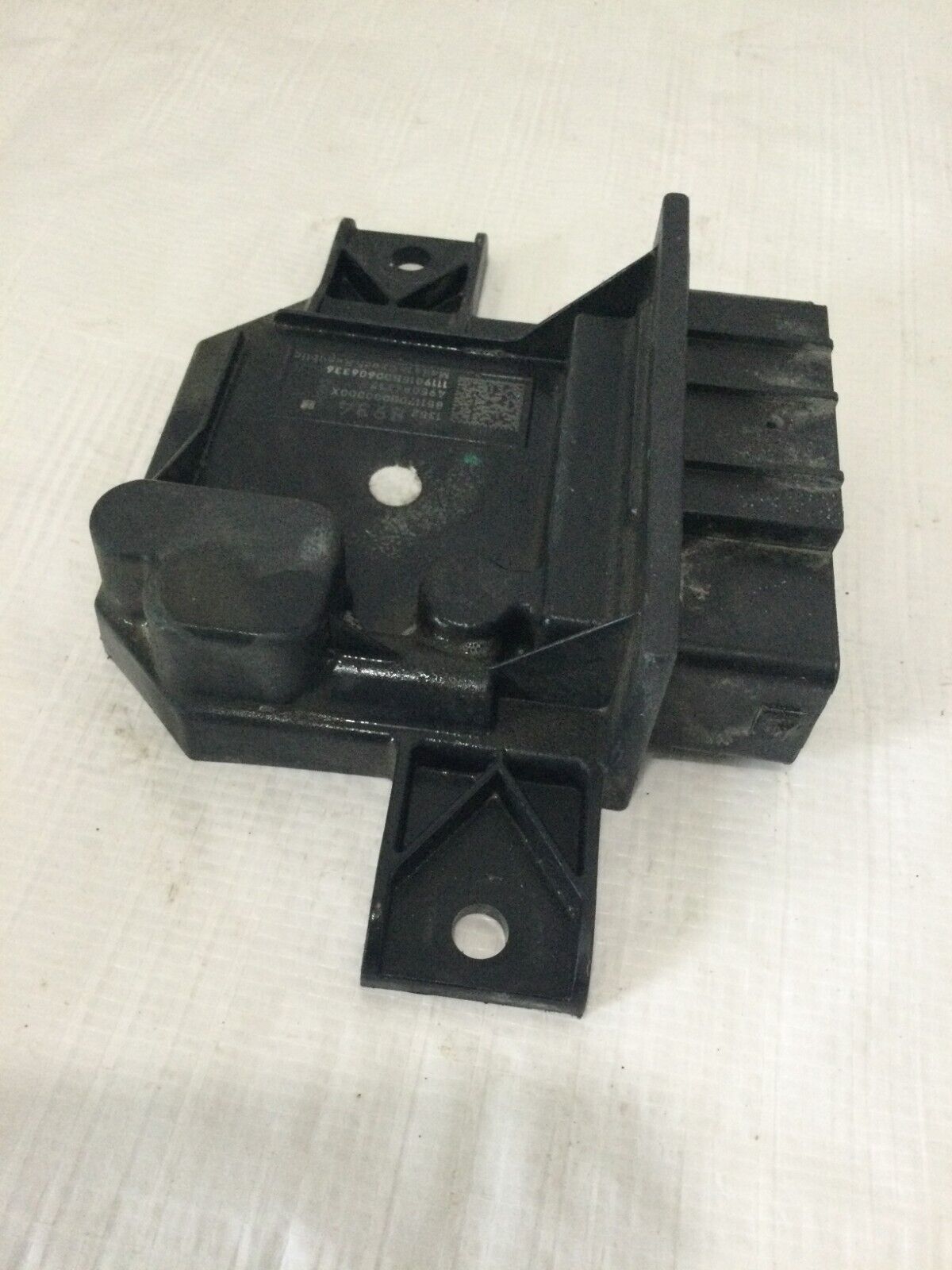2019 Buick Regal Fuel Pump Relay Control Module 13528934 OEM