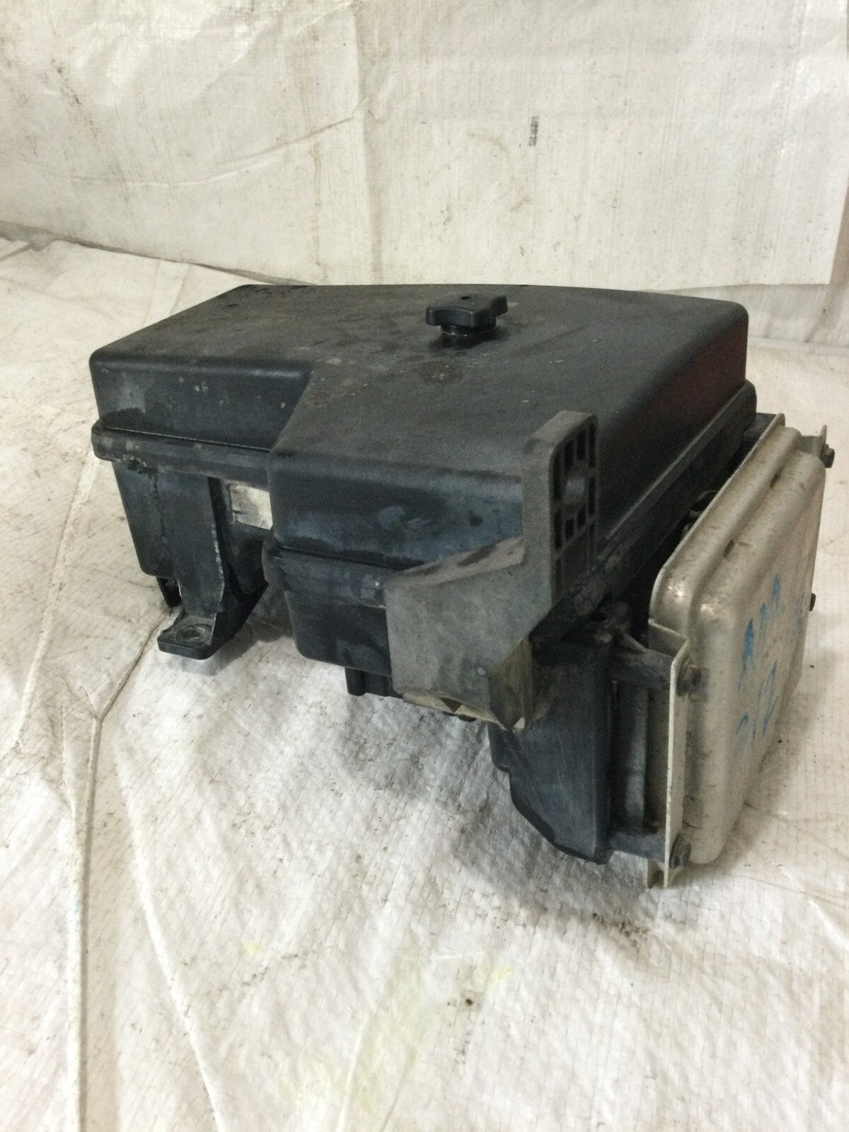 2005 Dodge Ram 1500 TIPM Integrated Power Module Fuse Box P05026034AB OEM