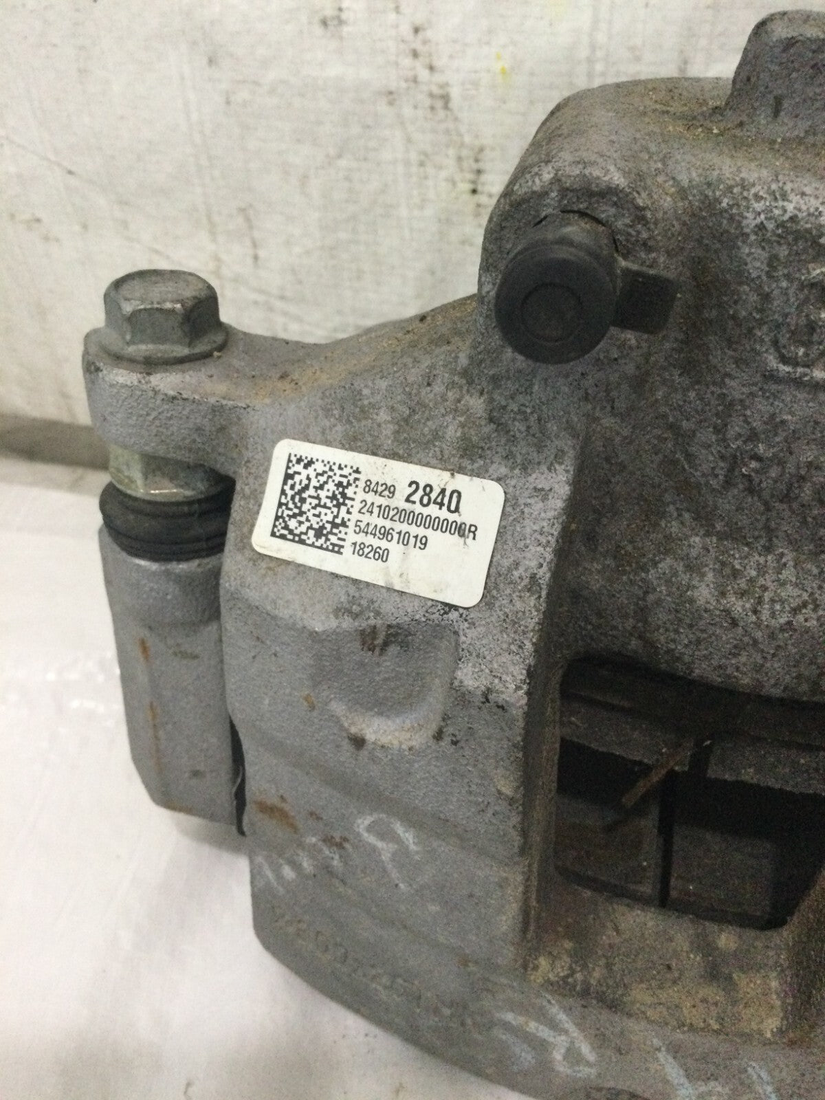 2019 Chevrolet Malibu Front Right Brake Caliper OEM