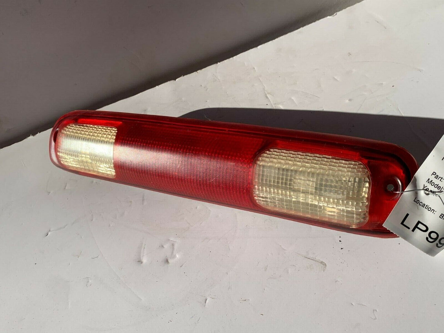 2003-2006 Chevy Silverado 1500 Third Brake 3rd Brake Light 16525205 OEM