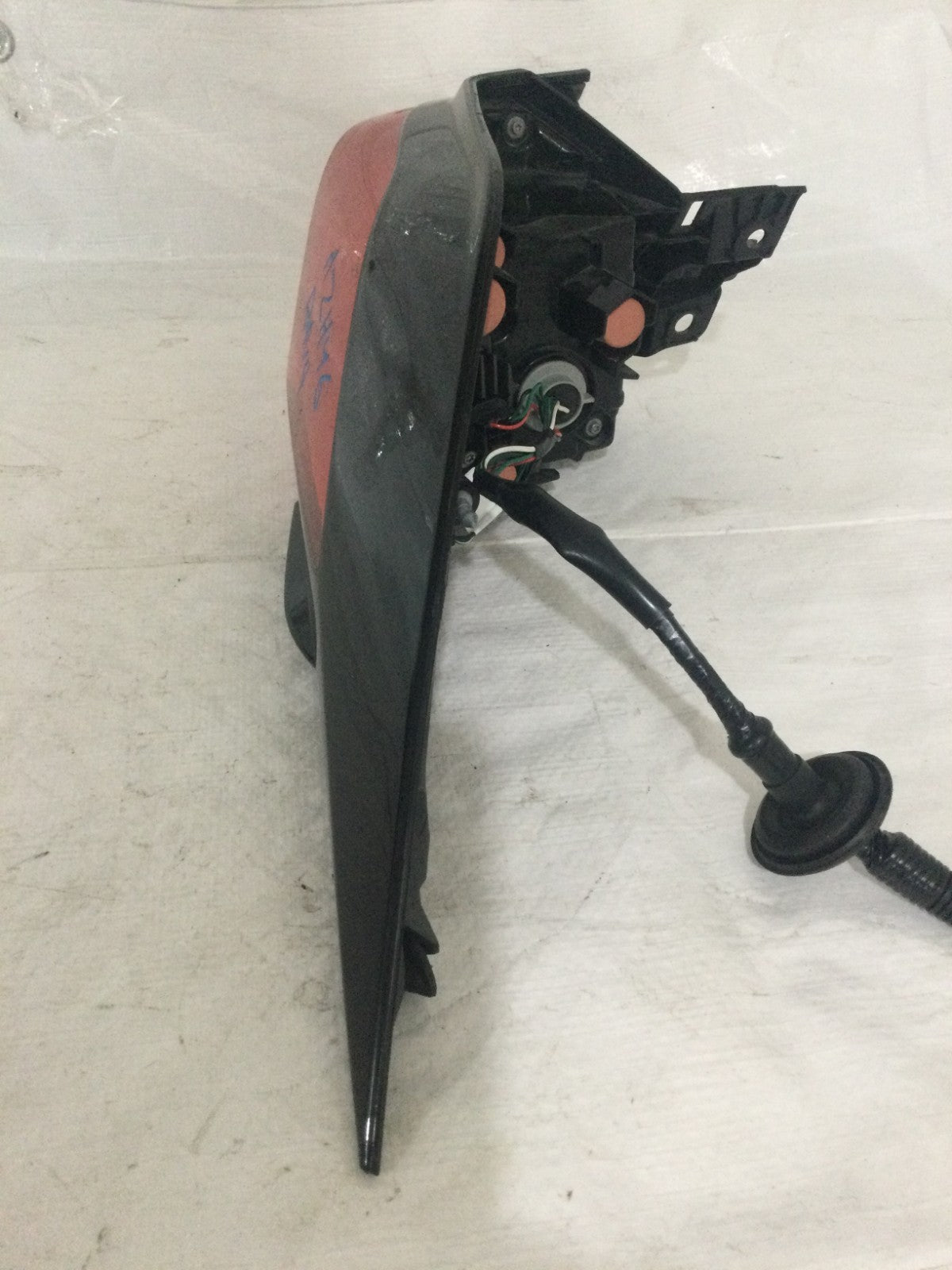 2019-2021 Toyota Rav4 Right RH Tail Light Tail Lamp OEM 81550-0R09000 DAMAGED