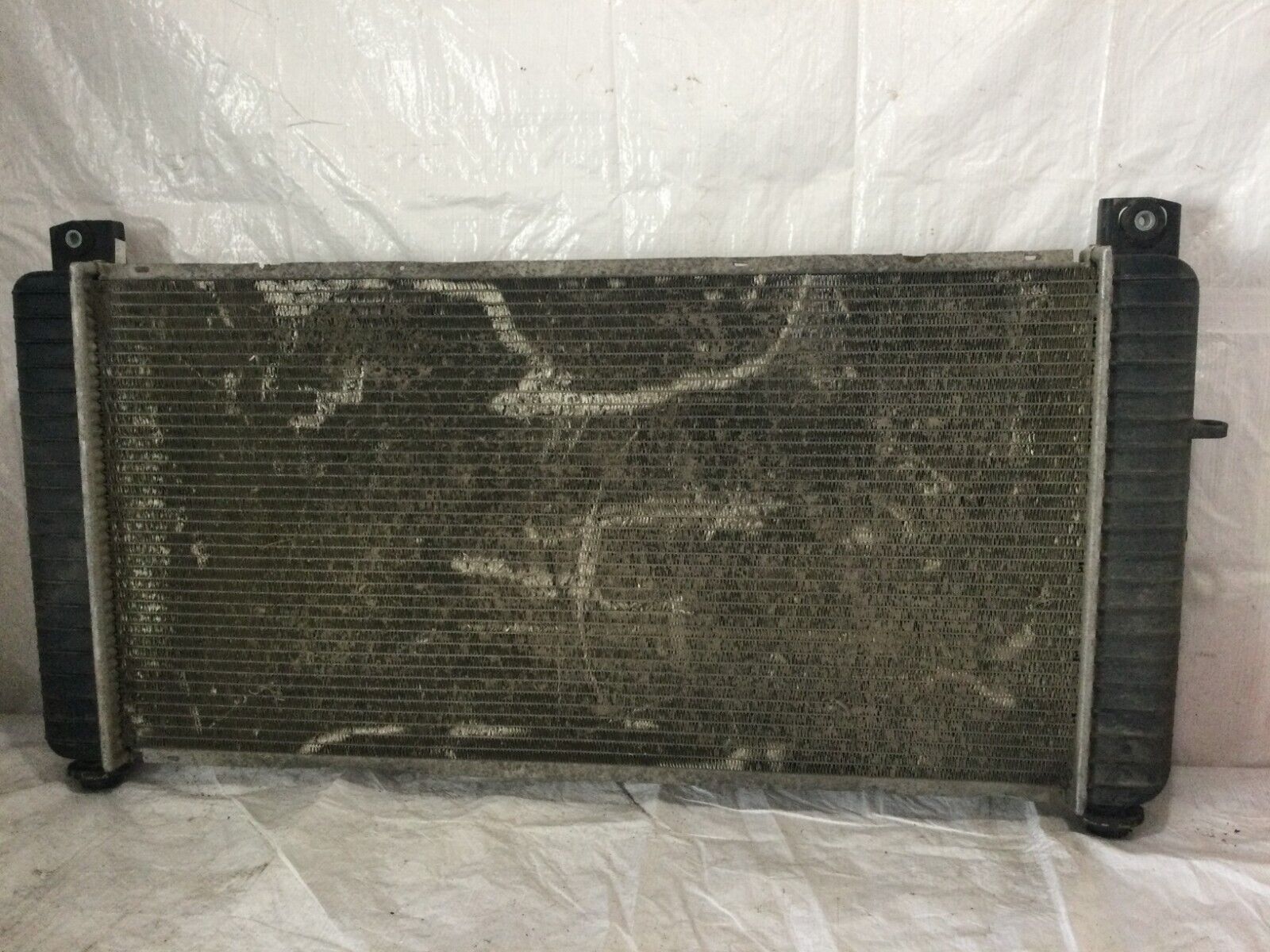 2005 GMC Sierra 2500 Radiator Assembly OEM