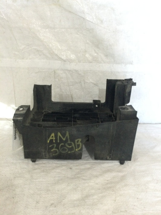 2012 GMC Sierra 1500 4.8L Engine Fuse Box Bracket OEM