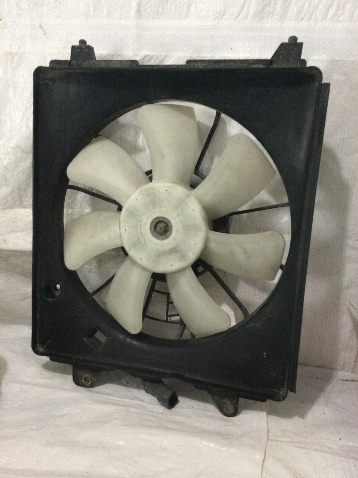 2006 Honda CR-V  Intercooler Cooling Fan Assembly OEM
