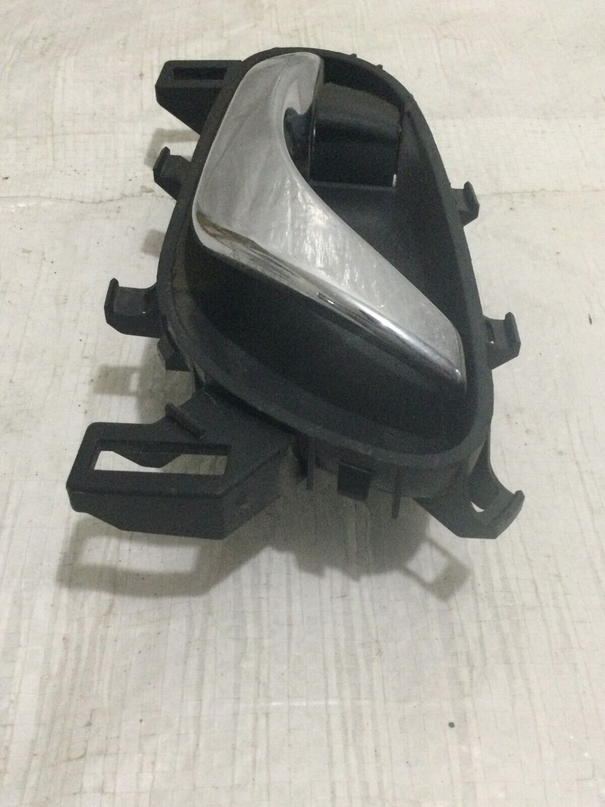 2020 Nissan Rogue Front Left Interior Door Handle OEM