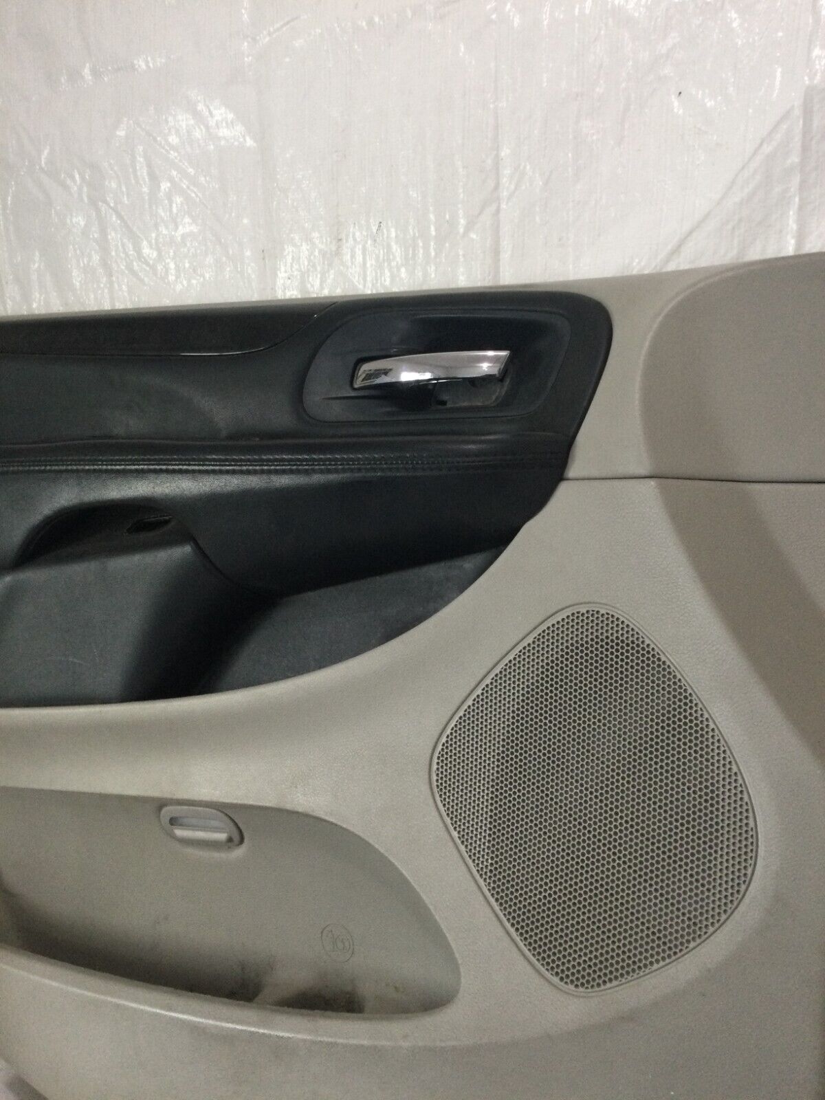 2017 Dodge Grand Caravan Front Left Door Trim Panel OEM