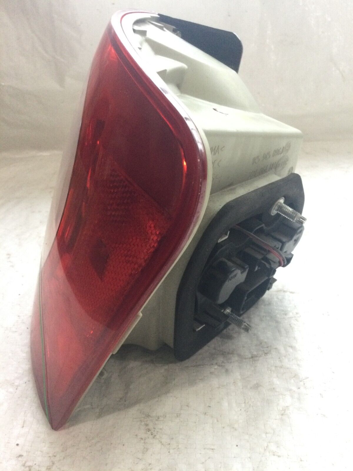 2006 Volkswagen Jetta Passenger Right Side Tail Light Taillight OEM 1K5945096J