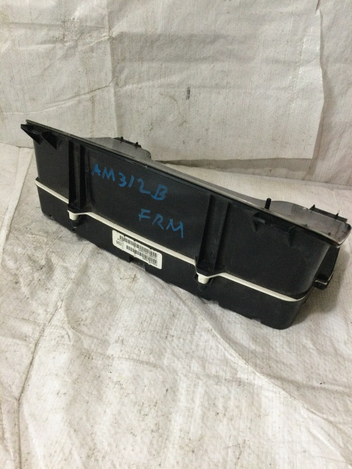 2005 Dodge Ram 1500 Speedometer Instrument Cluster 56051102AG KPH OEM
