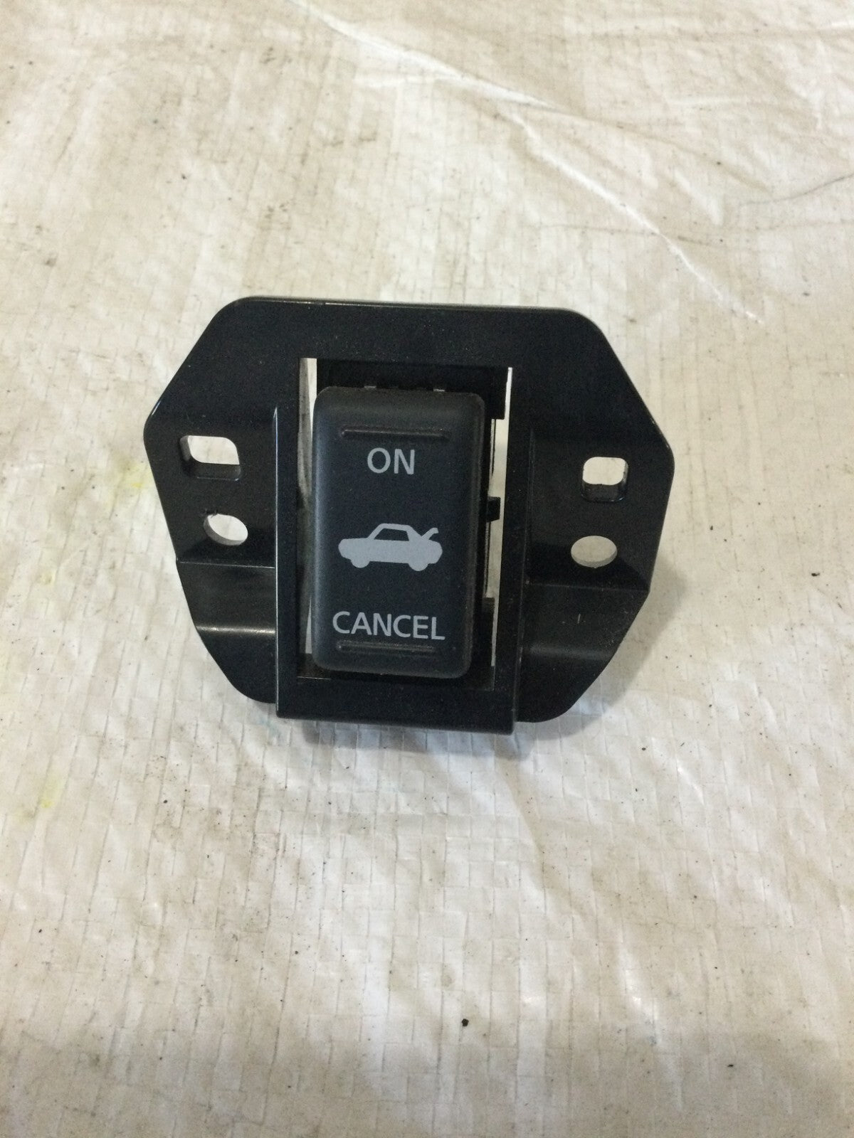 2006-2010 Infiniti M45 TrunK Release Switch OEM