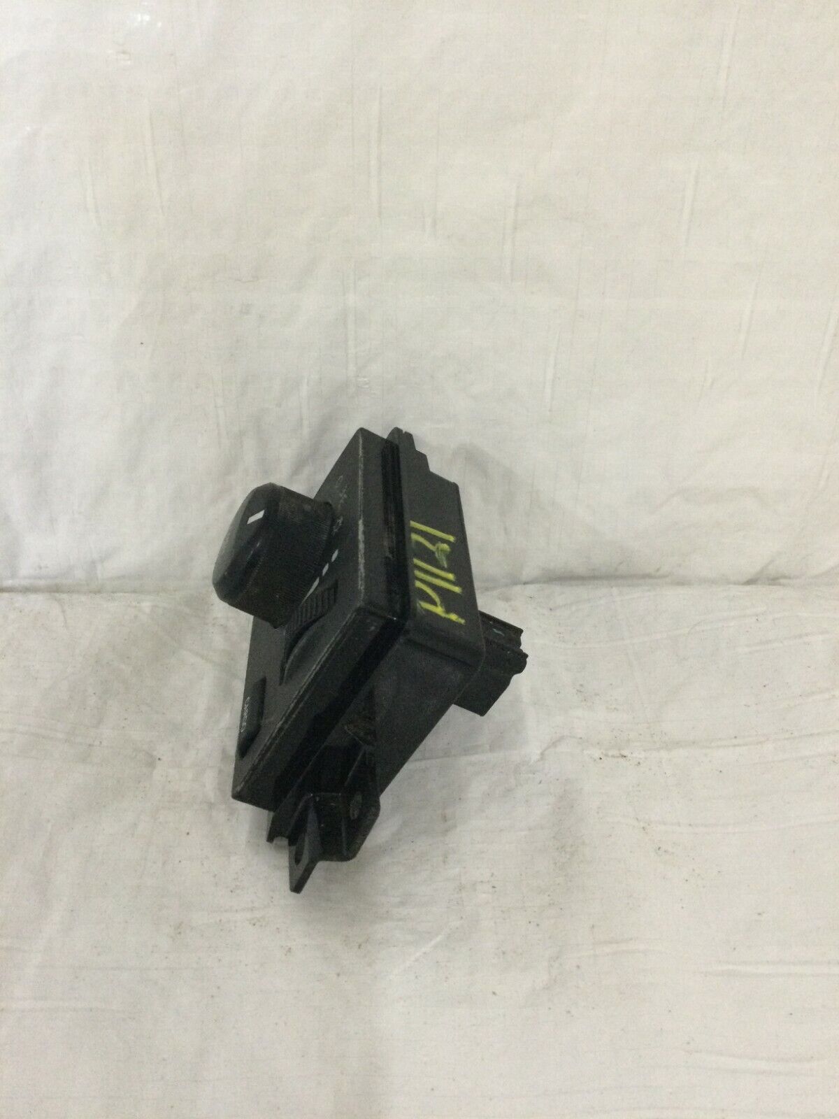 2002-2005 Dodge Ram 2500 Headlight Fog Light Cargo Dome Switch OEM