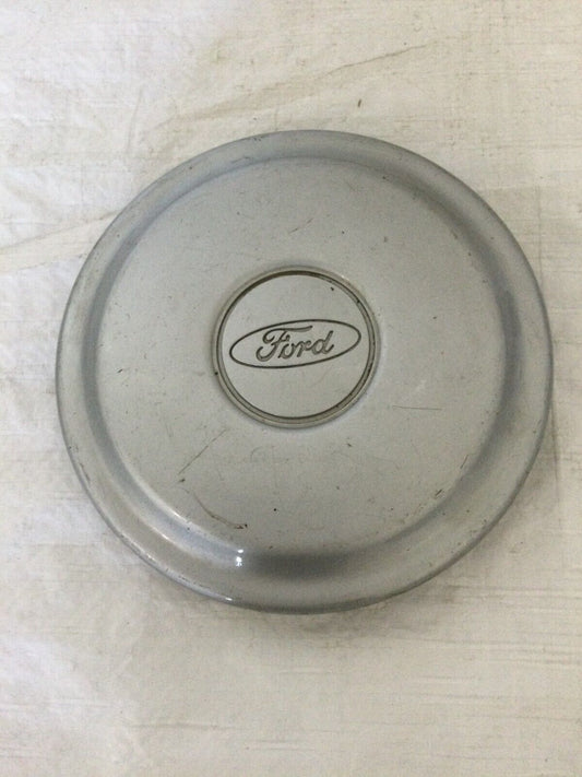 2004-2005 Ford Eco sport 4 Lug Silver Cap F7C6-1A096-BB OEM