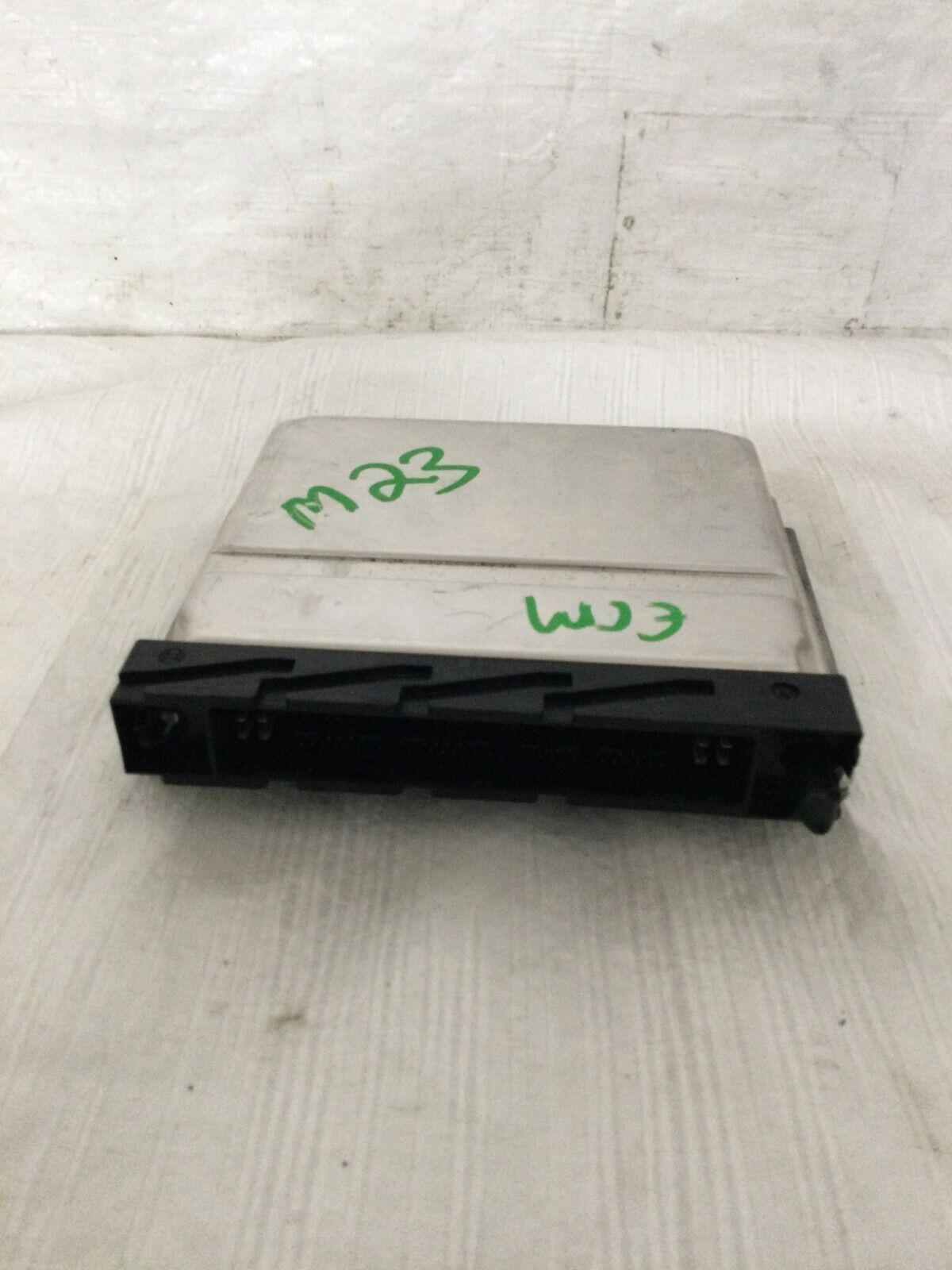 2004 Volvo S60 Computer Brain Engine Control ECU ECM Module 08675760A