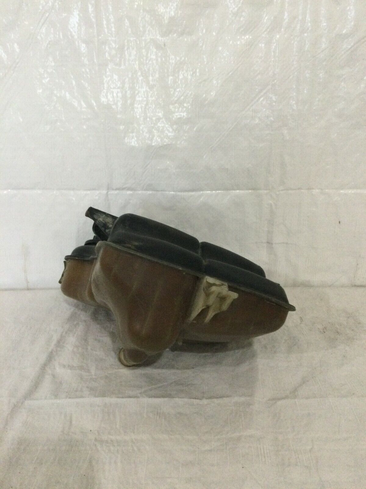 2005 Ford F-350SD Radiator Tank OEM 6.0L Diesel 