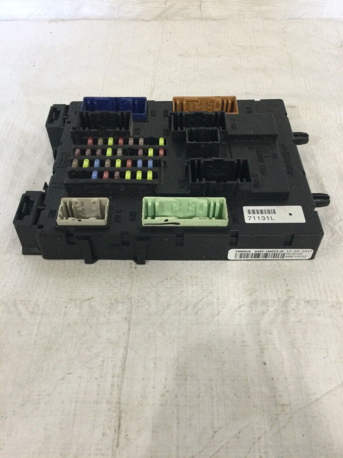 2017 Ford Escape BCM Body Control Module OEM GV6T-14A073-JF