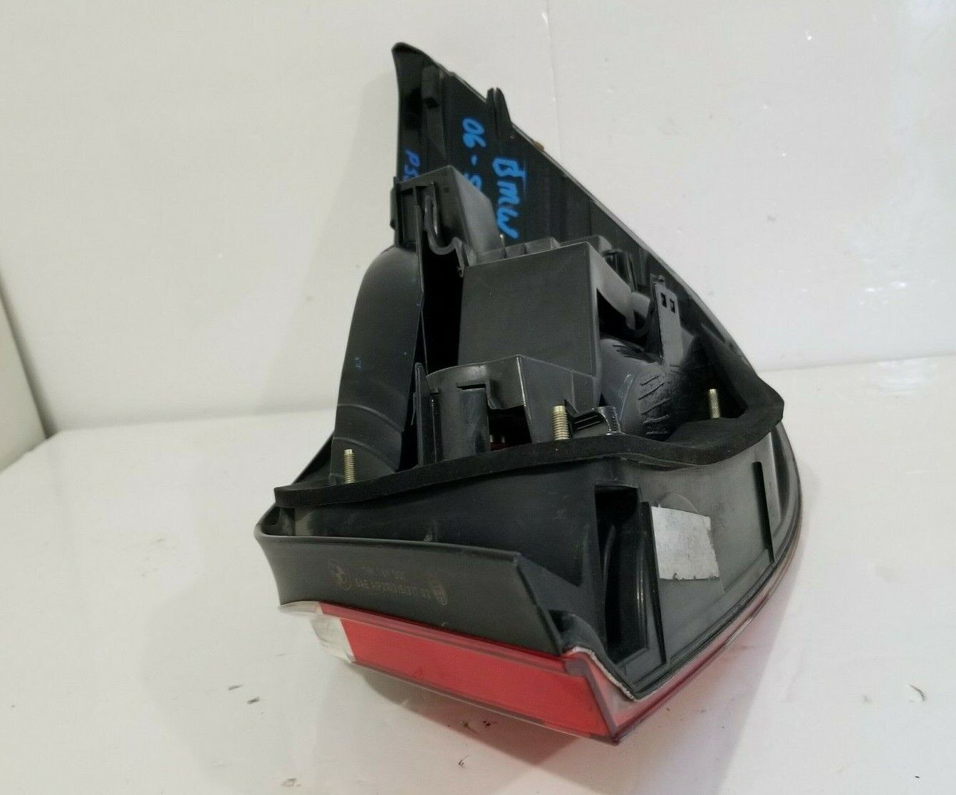 2004 2005 2006 2007 BMW E60 Left Driver Side Rear Tail Light Lamp 6923305 OEM