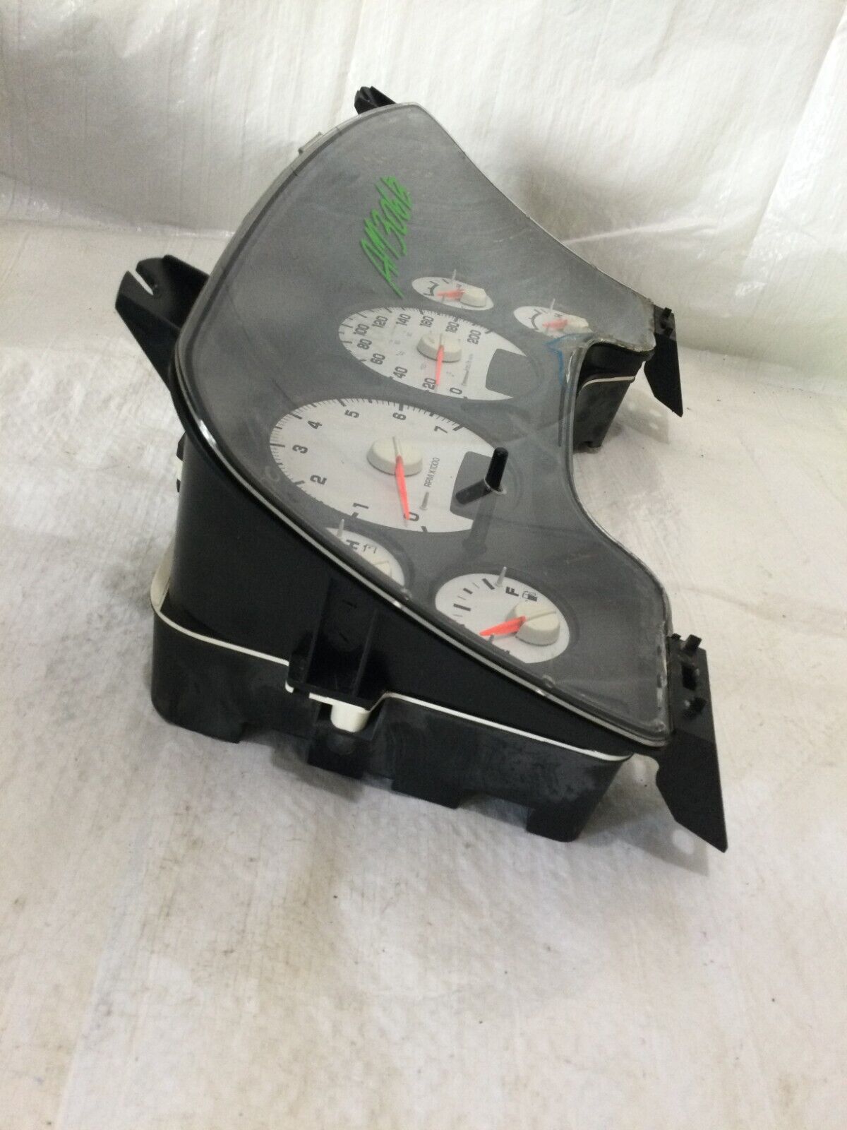 2004 Dodge Ram 1500 Speedometer Instrument Cluster 56051102AE OEM