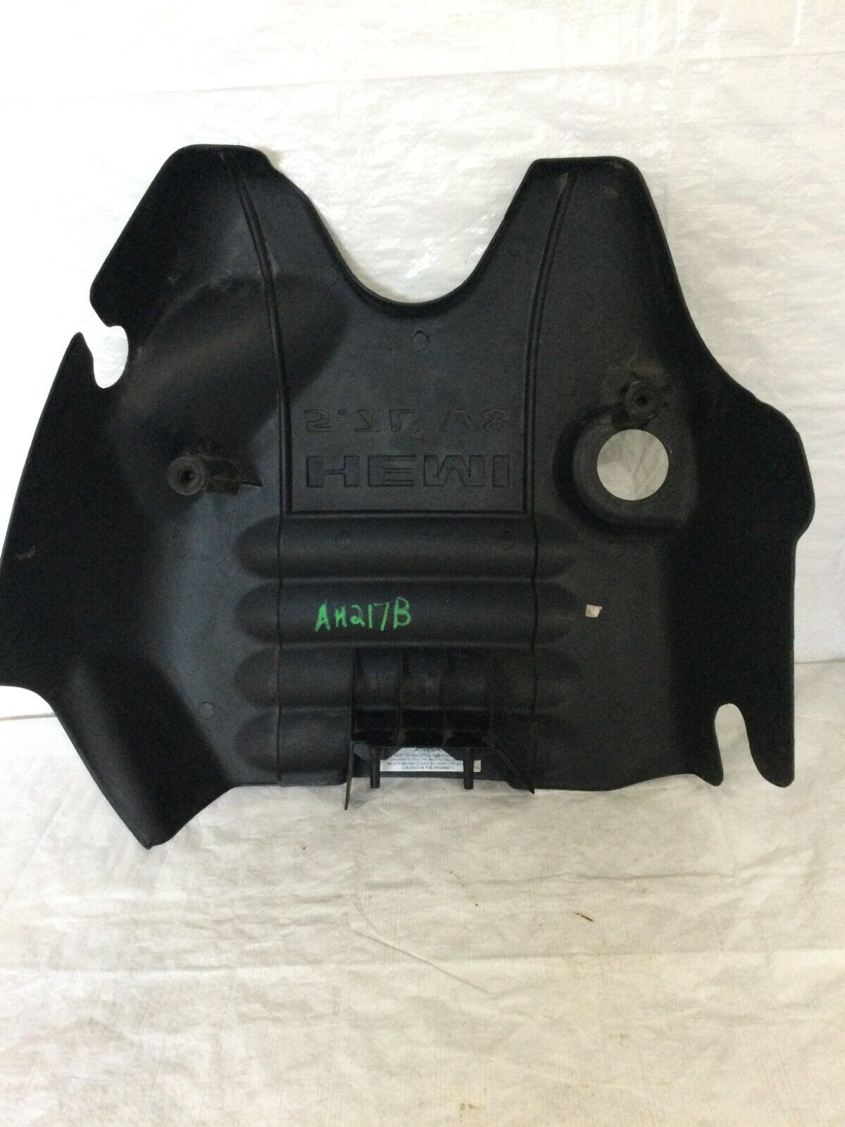 2017 Dodge Ram 1500 Engine Cover HEMI 5.7L OEM