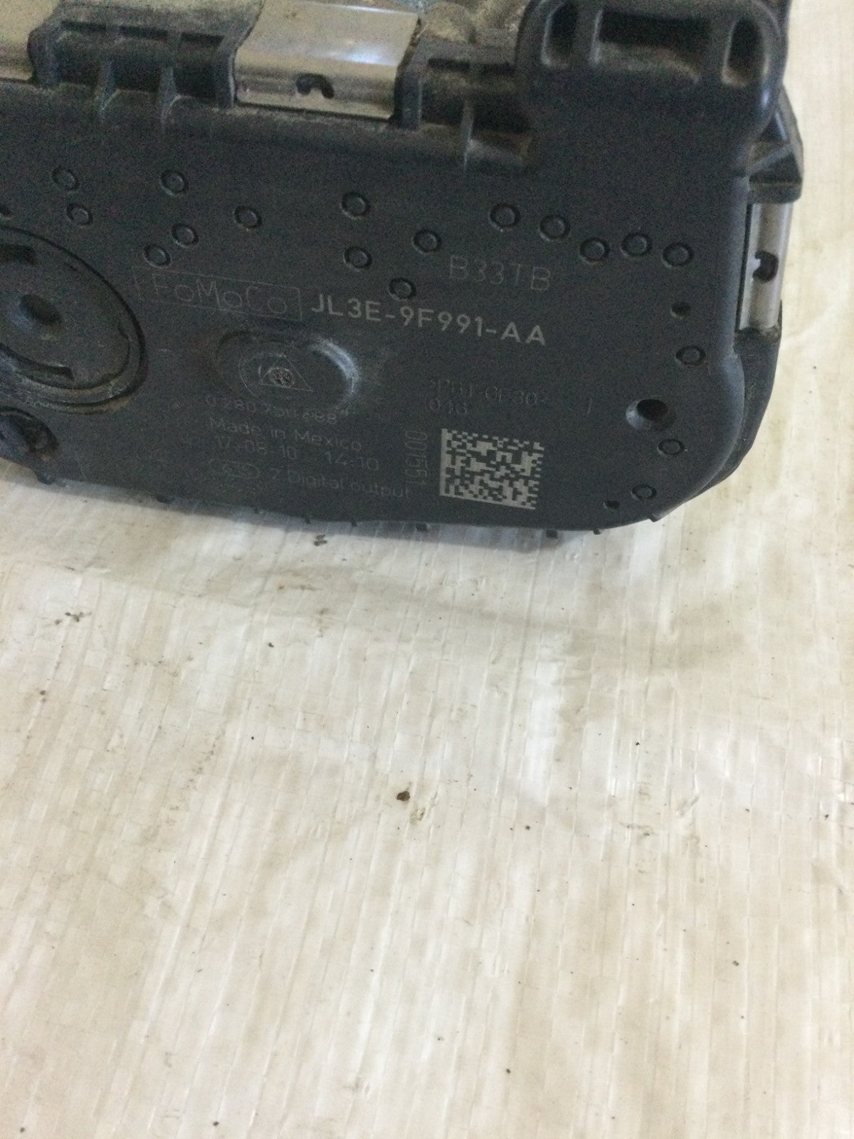 2018 Ford F150 F-150 5.0L Throttle Body OEM JL3E-9F991-AA